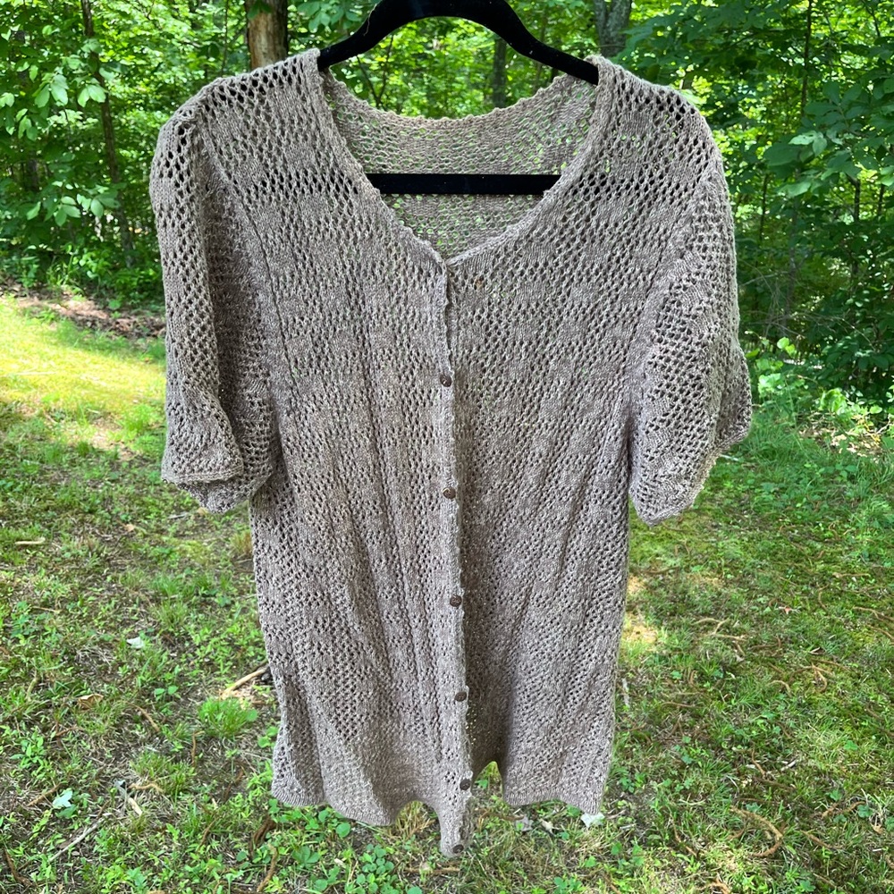 Beautiful tan short-sleeve sweater, 1X